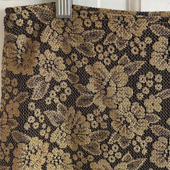 New York & Company floral lace overlay mini skirt size S - Picture 4 of 8